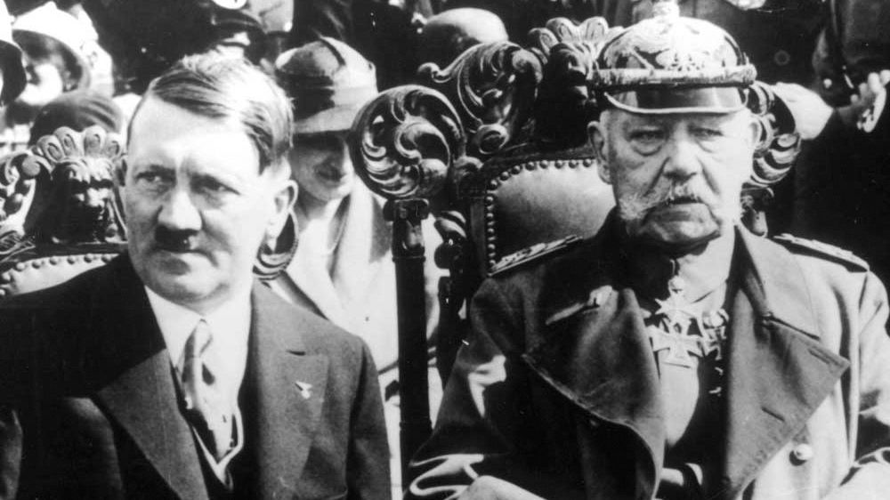 Hitler před 90 lety převzal moc